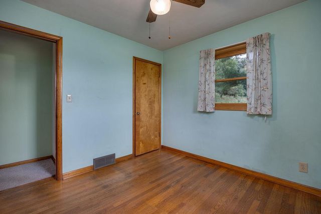 6133 River Road, Waunakee, WI 53597