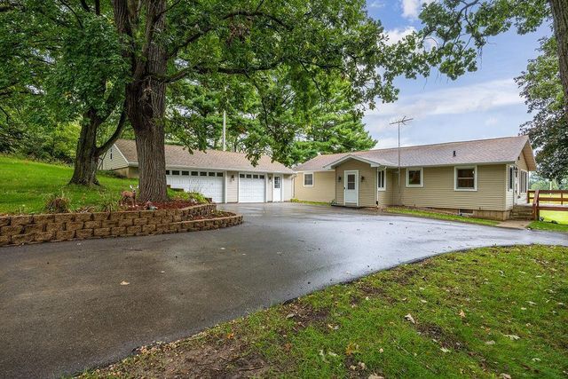 6133 River Road, Waunakee, WI 53597