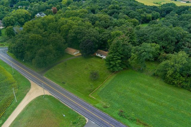 6133 River Road, Waunakee, WI 53597