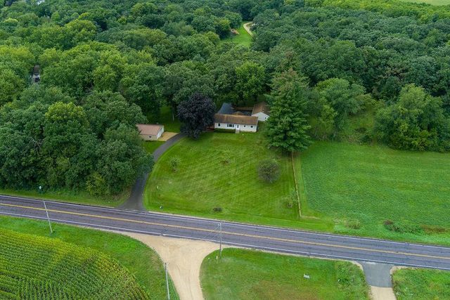 6133 River Road, Waunakee, WI 53597