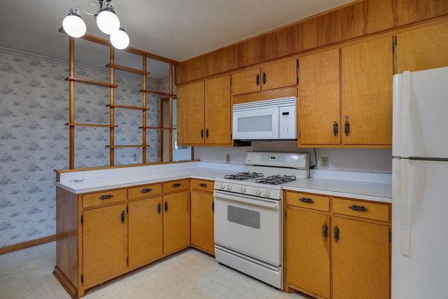 6133 River Road, Waunakee, WI 53597