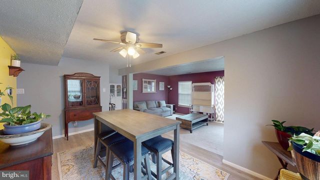 167 VILLA KNOLL CT, Sicklerville, NJ 08081