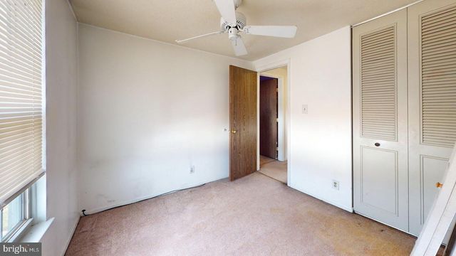 167 VILLA KNOLL CT, Sicklerville, NJ 08081