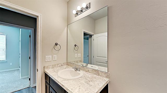 11317 NW 95th Street, Yukon, OK 73099