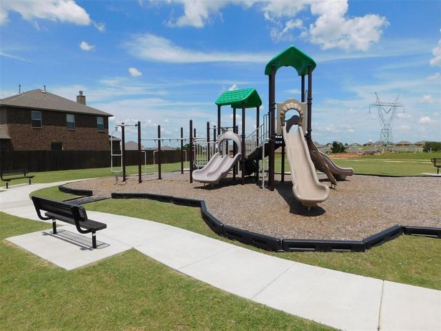 11317 NW 95th Street, Yukon, OK 73099