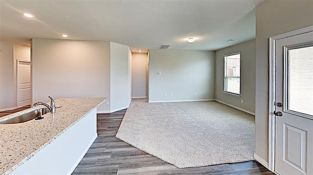 11317 NW 95th Street, Yukon, OK 73099