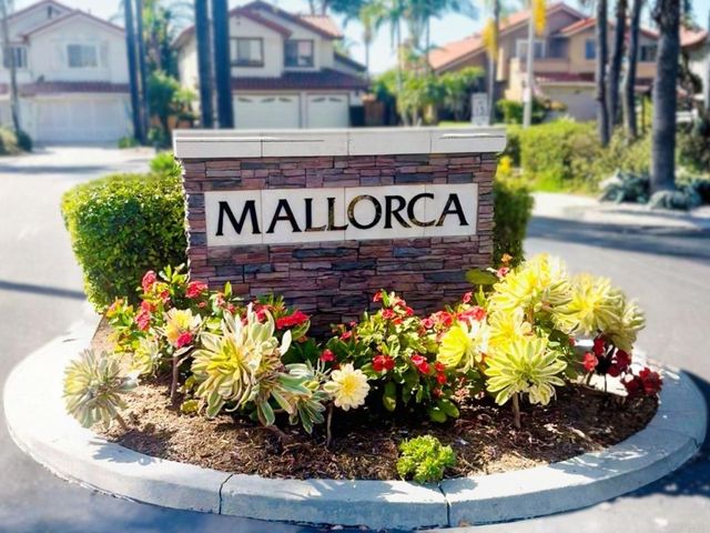 1984 Casablanca Court, Vista, CA 92081