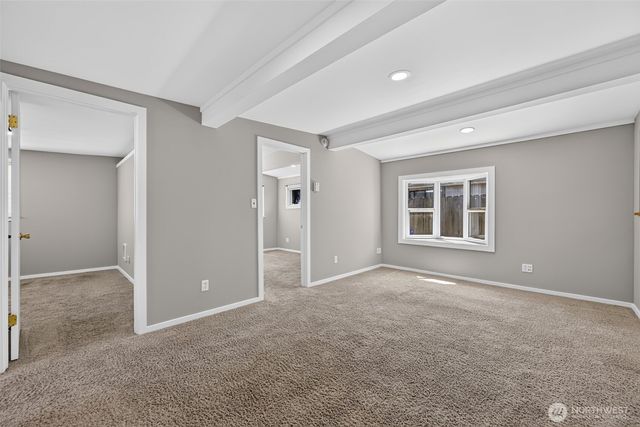 7768 14th Avenue SW, Seattle, WA 98106