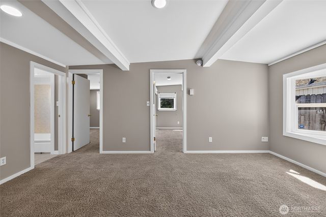 7768 14th Avenue SW, Seattle, WA 98106
