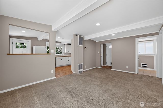 7768 14th Avenue SW, Seattle, WA 98106