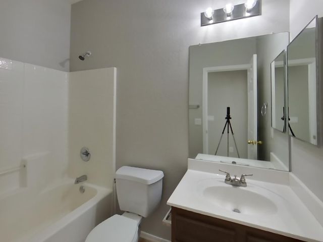 377 E Maddison Street, San Tan Valley, AZ 85140