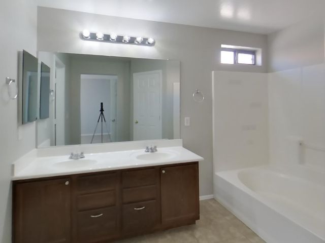 377 E Maddison Street, San Tan Valley, AZ 85140