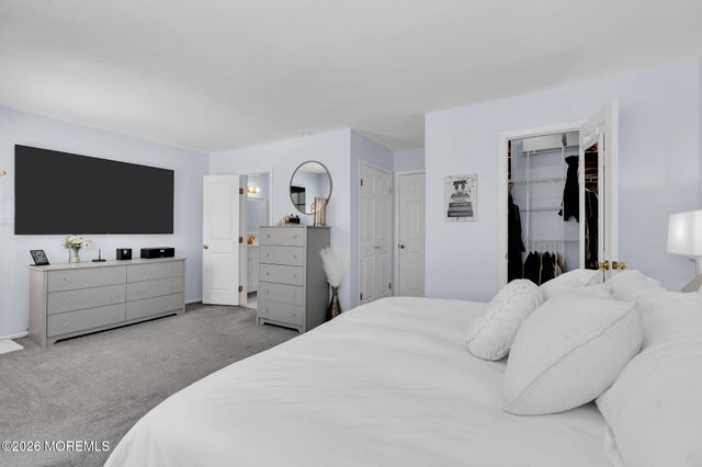 375 Middlewood Road, Middletown, NJ 07748