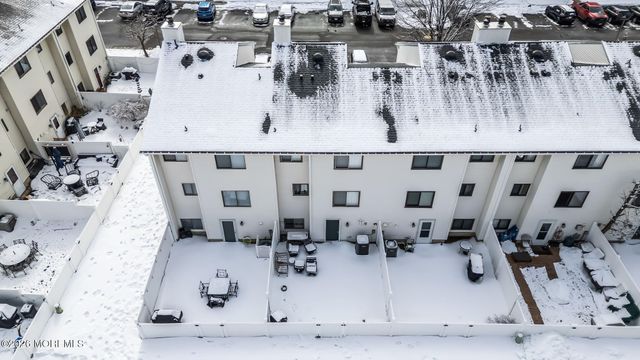 375 Middlewood Road, Middletown, NJ 07748