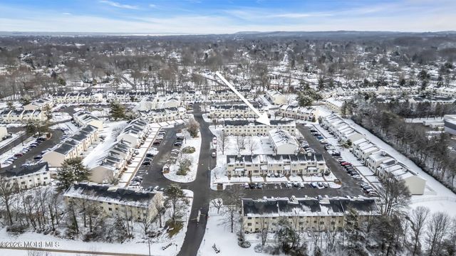 375 Middlewood Road, Middletown, NJ 07748