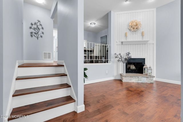 375 Middlewood Road, Middletown, NJ 07748