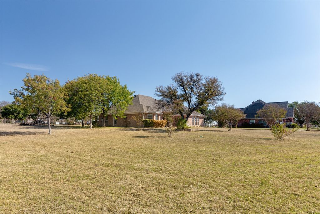 7848 Nine Mile Bridge Road, Fort Worth, TX 76135 — exterior