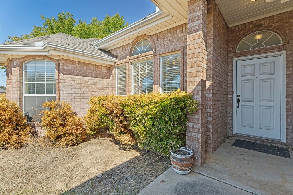 7848 Nine Mile Bridge Road, Fort Worth, TX 76135 — photo 4