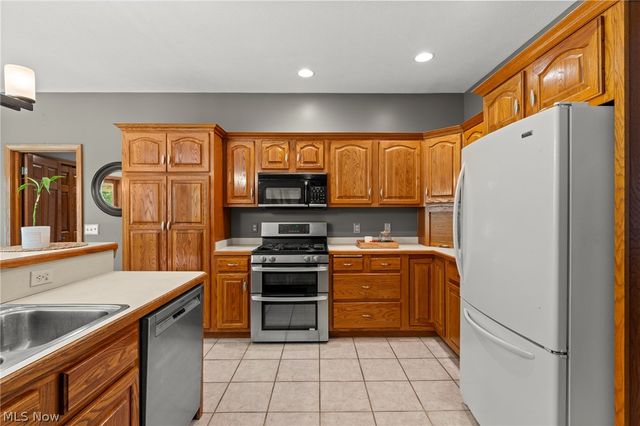 11710 Sherwood Trail, Chesterland, OH 44026