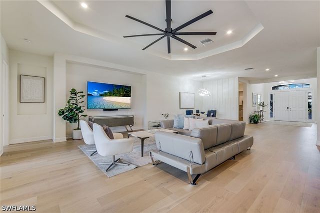 11110 Canal Grande DR, Fort Myers, FL 33913