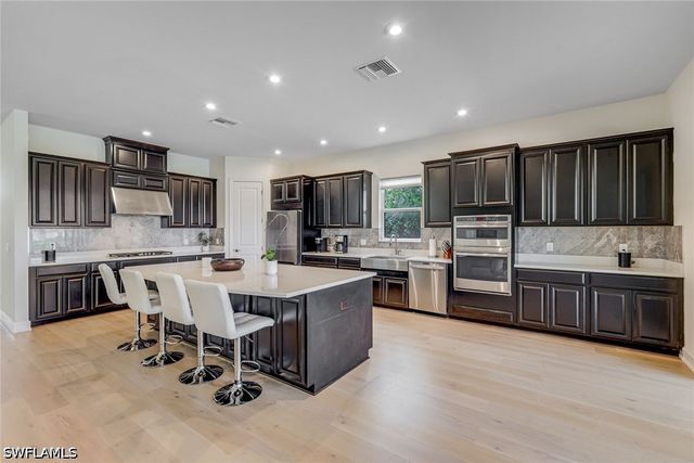 11110 Canal Grande DR, Fort Myers, FL 33913