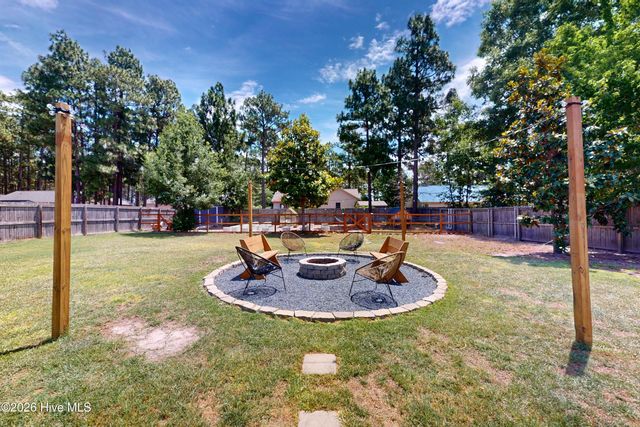 345 Shepherd Trail, Aberdeen, NC 28315