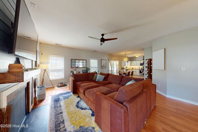 345 Shepherd Trail, Aberdeen, NC 28315