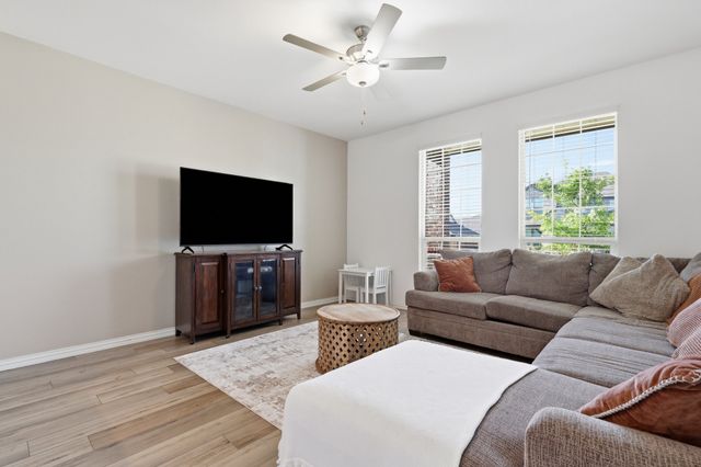 3012 Paruament Drive, Denton, TX 76207