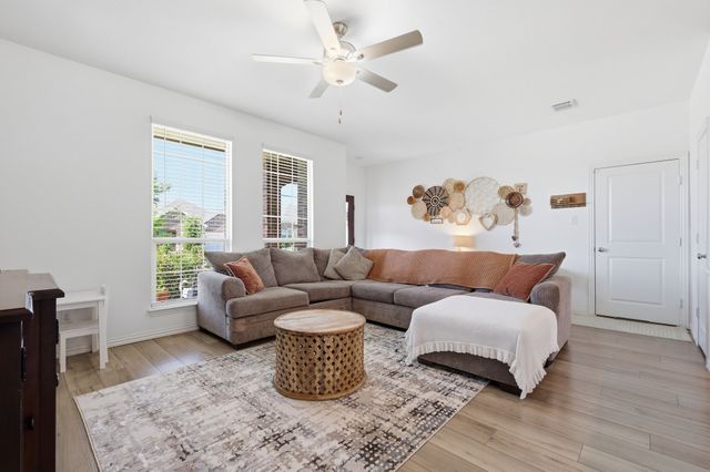 3012 Paruament Drive, Denton, TX 76207