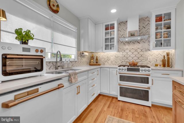 1 KING CT, Annapolis, MD 21401