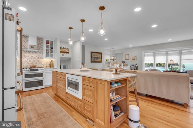 1 KING CT, Annapolis, MD 21401