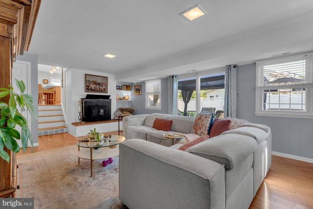 1 KING CT, Annapolis, MD 21401