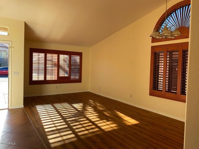 844 N GRANITE Street, Gilbert, AZ 85234