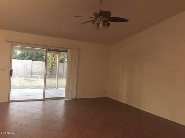 844 N GRANITE Street, Gilbert, AZ 85234