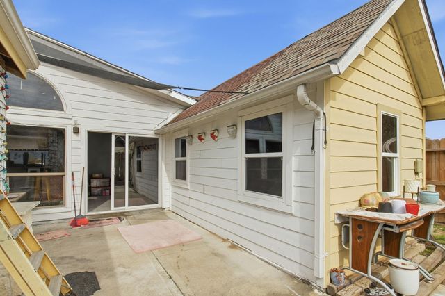 13106 Cherryglade Court, Houston, TX 77044