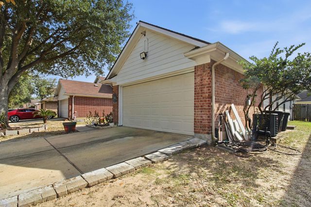 13106 Cherryglade Court, Houston, TX 77044