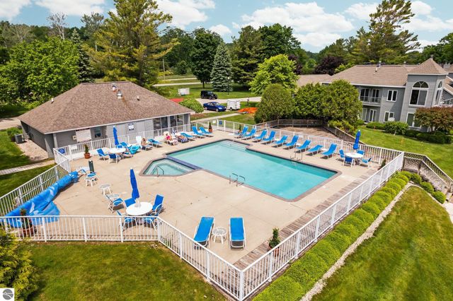 762 N Waypoint Circle, Suttons Bay, MI 49682