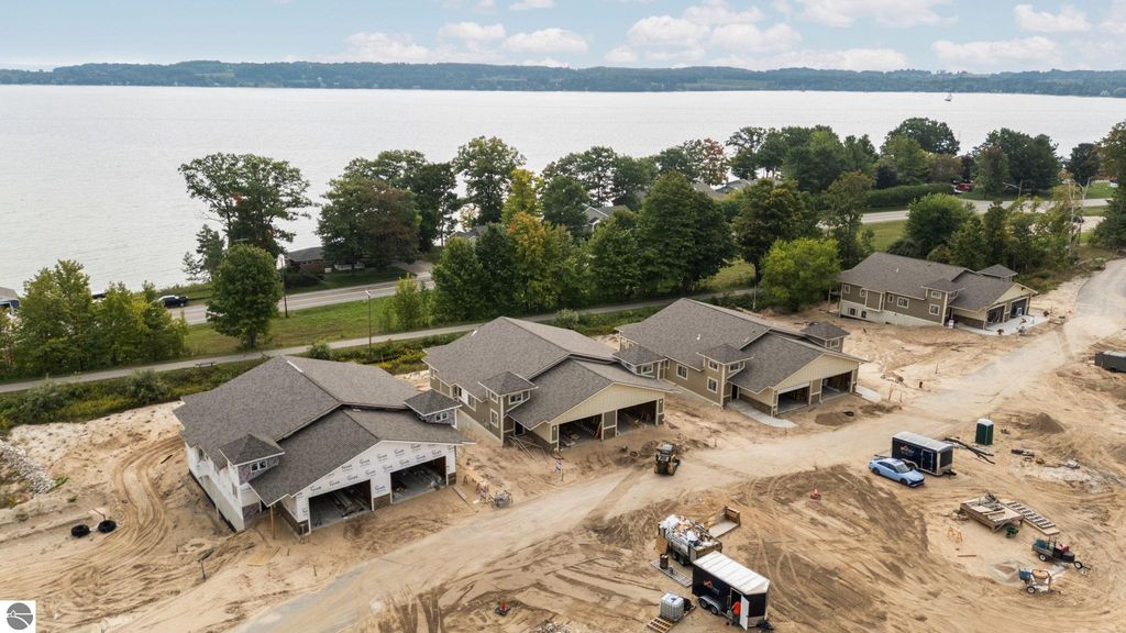 762 N Waypoint Circle, Suttons Bay, MI 49682