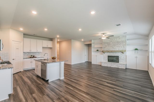 2120 Gill Star Drive, Haslet, TX 76052