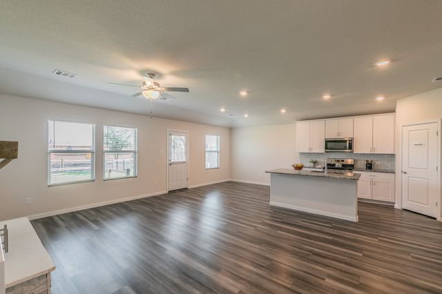 2120 Gill Star Drive, Haslet, TX 76052