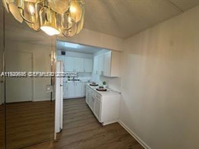 13550 SW 6th Ct 113A, Pembroke Pines, FL 33027