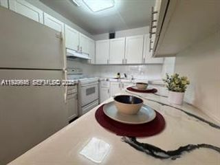 13550 SW 6th Ct 113A, Pembroke Pines, FL 33027