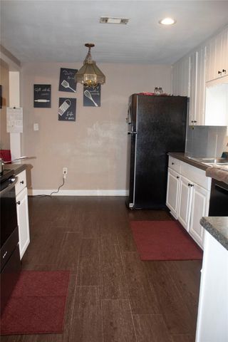 138 S Pecan Drive, Texas City, TX 77591