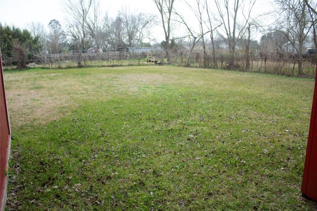 138 S Pecan Drive, Texas City, TX 77591