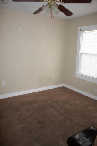 138 S Pecan Drive, Texas City, TX 77591