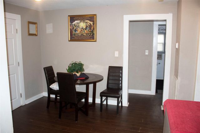 138 S Pecan Drive, Texas City, TX 77591