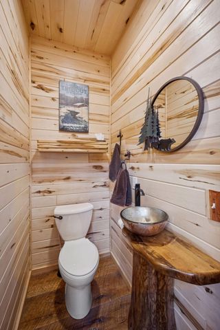 11966 W Snowy Owl Lane, Hayward, WI 54843