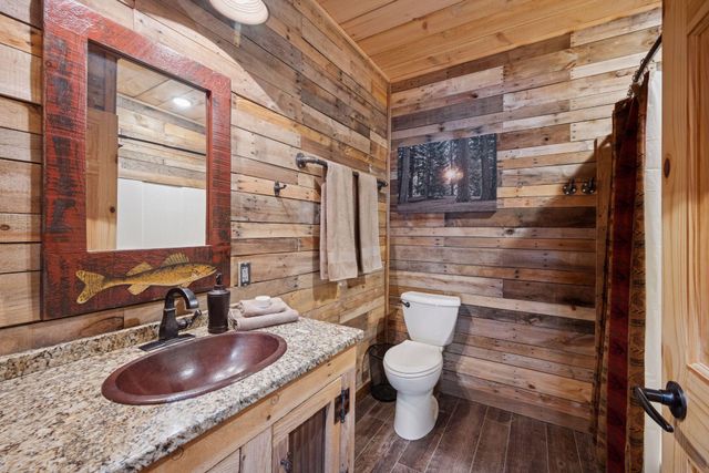 11966 W Snowy Owl Lane, Hayward, WI 54843