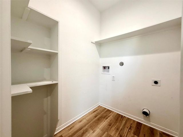 502 Ross Sterling Avenue A, Anahuac, TX 77514