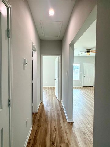 502 Ross Sterling Avenue A, Anahuac, TX 77514